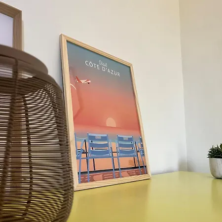 Apartamento Terrasse, Piscine, Clim, Proche Aeroport Et